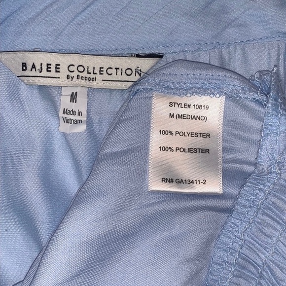 Pretty blue top 💙 - Picture 6 of 6